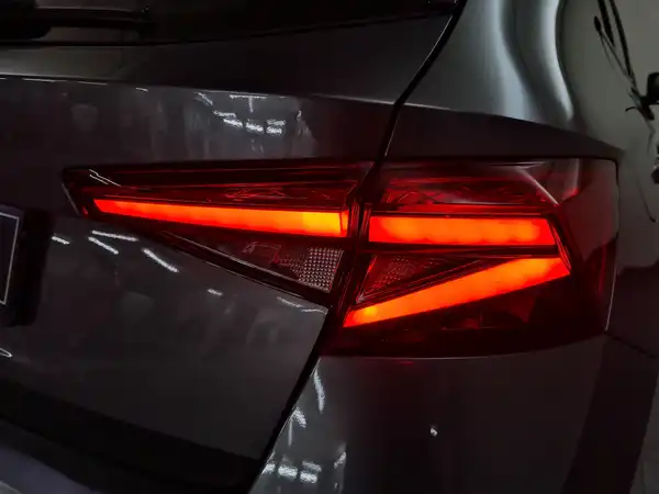 ŠKODA FABIA (13/17)