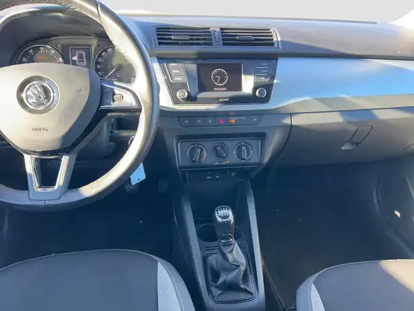 ŠKODA FABIA (12/16)