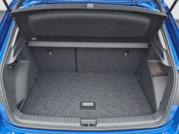 ŠKODA FABIA (13/16)