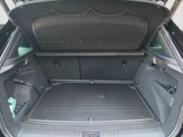 ŠKODA KAMIQ (13/16)