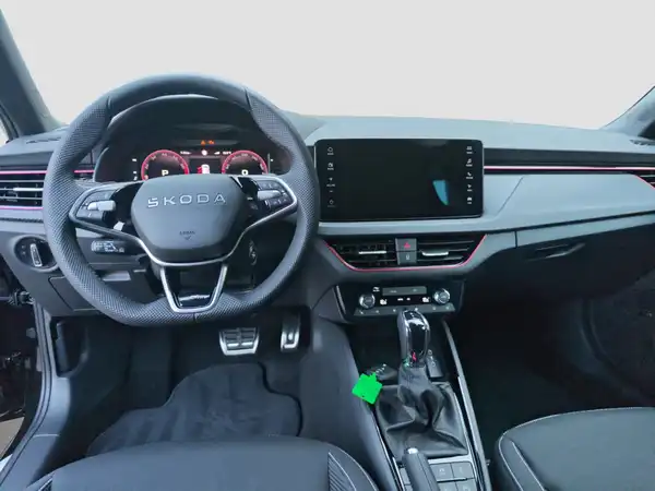 ŠKODA KAMIQ (10/16)