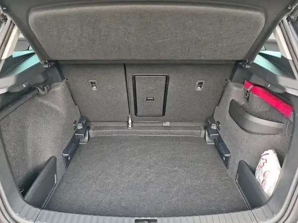 ŠKODA KAROQ (13/16)