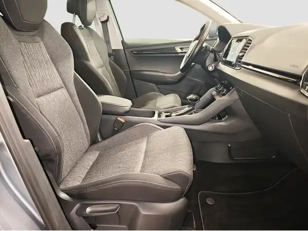 ŠKODA KAROQ (13/16)