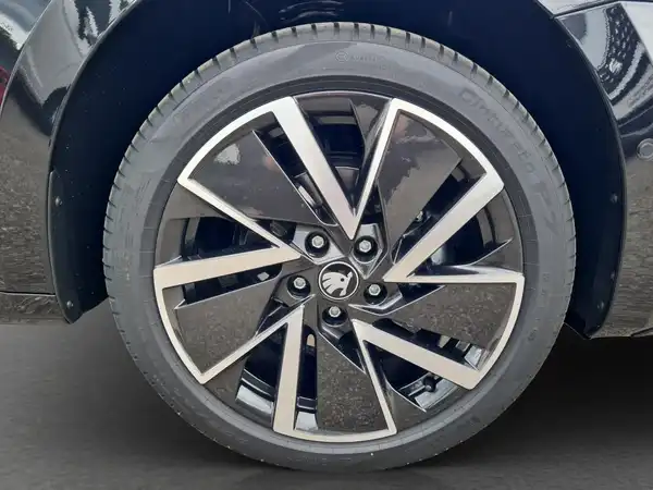 ŠKODA OCTAVIA (17/17)