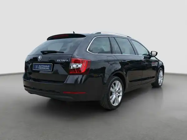 ŠKODA OCTAVIA (5/16)