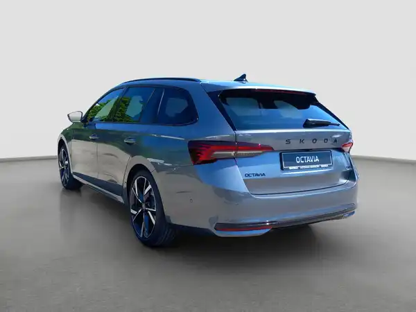 ŠKODA OCTAVIA (7/16)