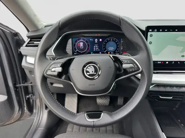 ŠKODA OCTAVIA (11/16)