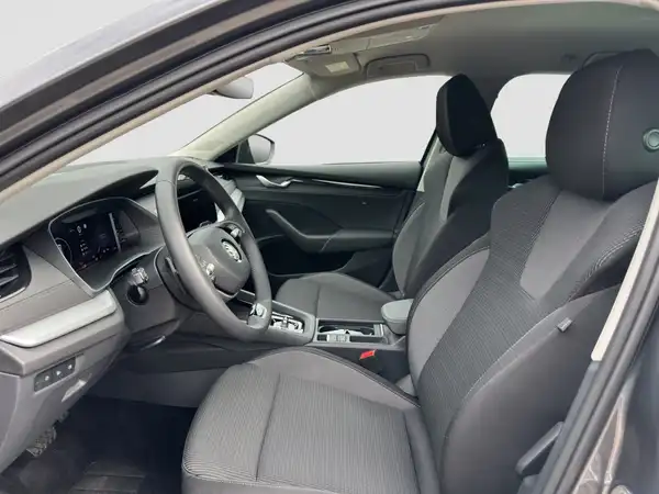 ŠKODA OCTAVIA (8/16)