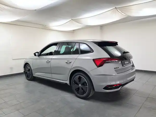 ŠKODA SCALA (5/18)