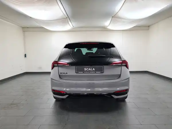 ŠKODA SCALA (6/18)