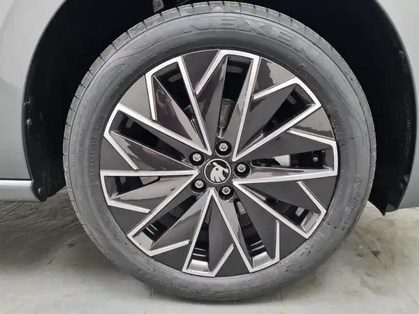 ŠKODA SCALA (14/17)