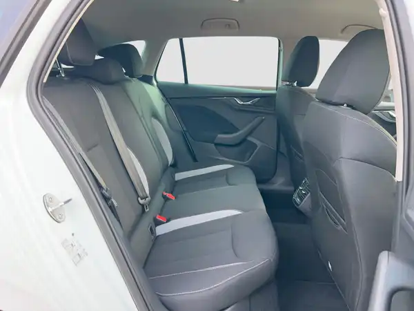 ŠKODA SCALA (15/16)