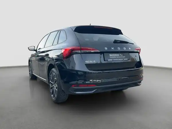 ŠKODA SCALA (7/16)