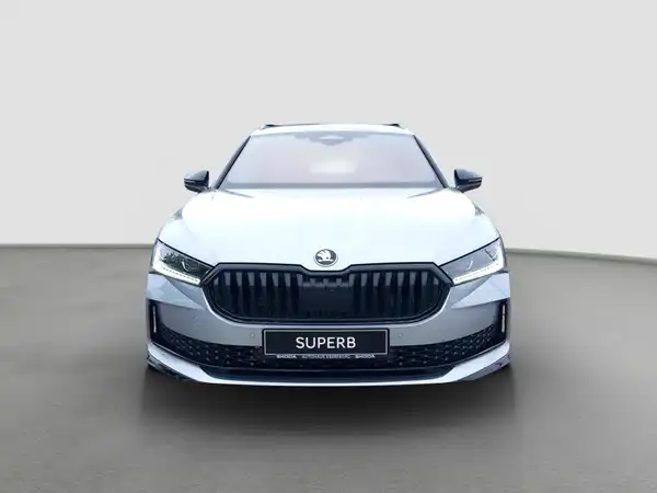 ŠKODA SUPERB (3/16)