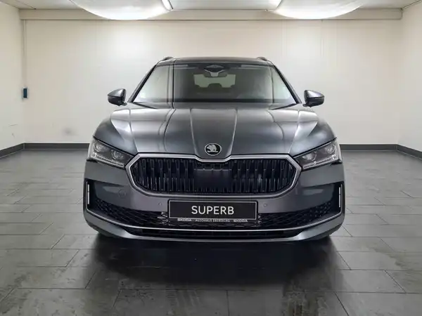 ŠKODA SUPERB (3/17)