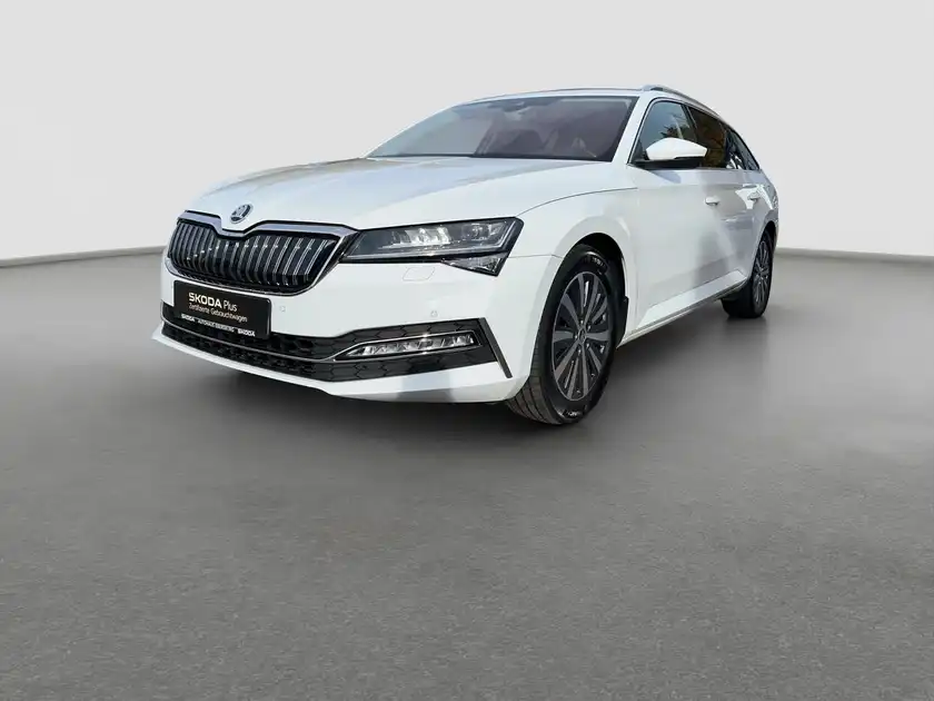 ŠKODA SUPERB (1/16)