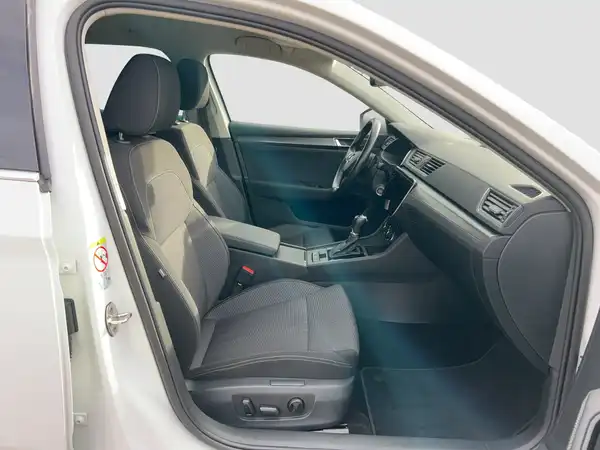 ŠKODA SUPERB (14/16)