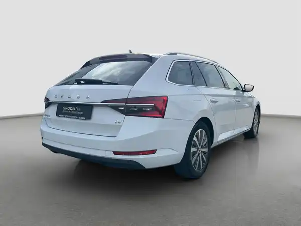ŠKODA SUPERB (5/16)