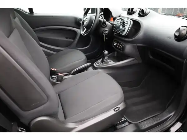 SMART FORTWO (16/19)