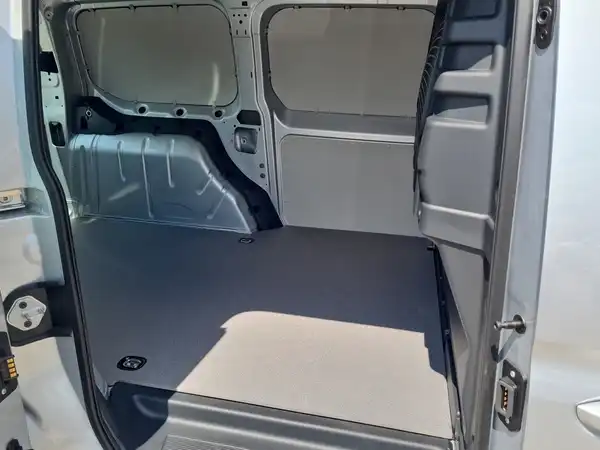 VW CADDY MAXI (14/15)