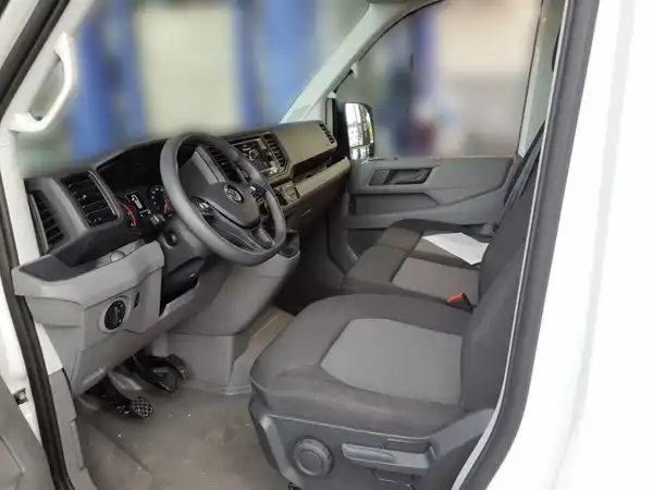 VW CRAFTER (6/8)