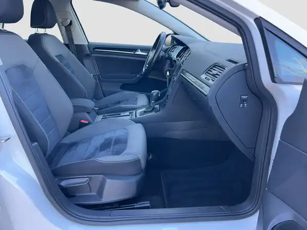 VW GOLF VARIANT (14/16)