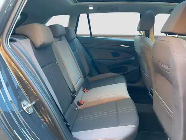 VW GOLF VARIANT (15/16)