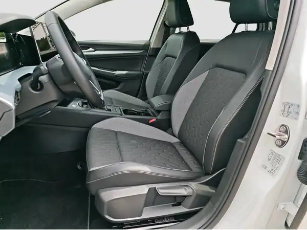 VW GOLF (8/16)