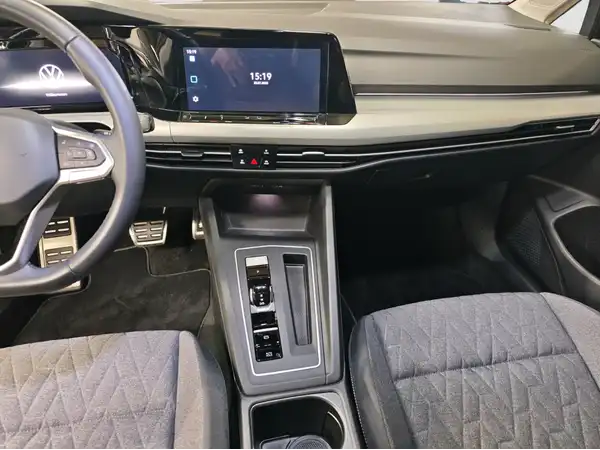 VW GOLF (12/16)