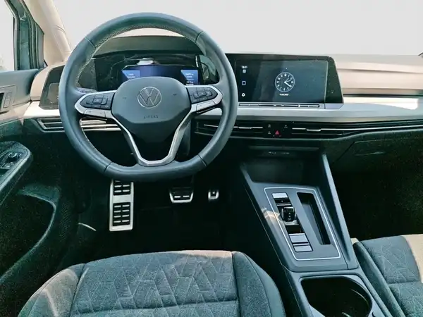 VW GOLF VARIANT (10/16)