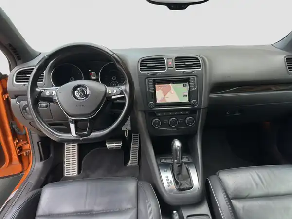 VW GOLF (10/16)