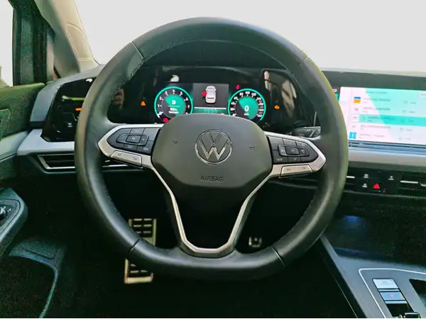 VW GOLF (10/16)