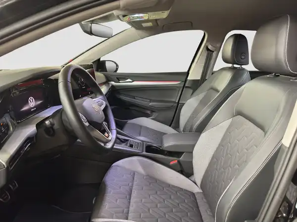 VW GOLF (8/16)