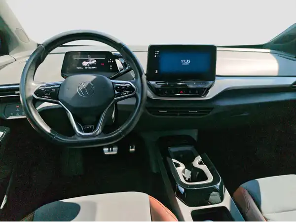 VW ID.4 (10/16)