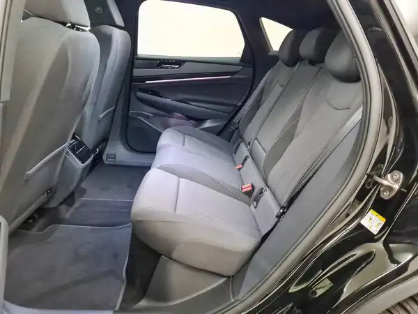 VW ID.7 (9/18)