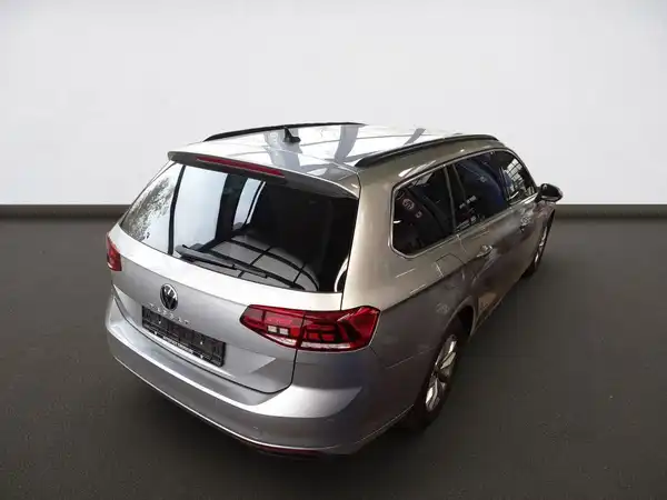 VW PASSAT VARIANT (5/8)