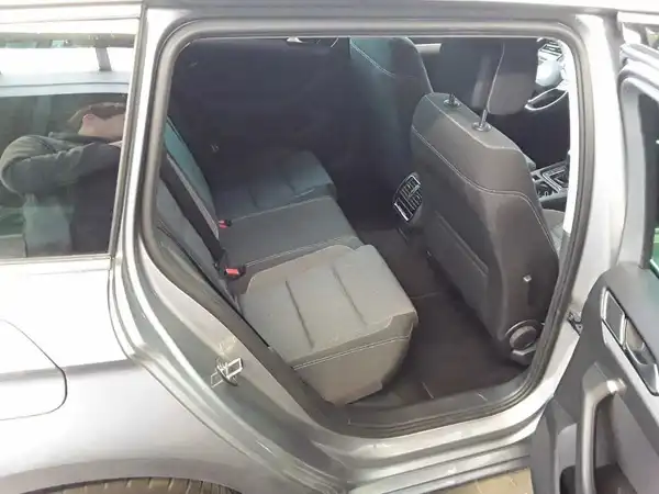 VW PASSAT VARIANT (8/8)