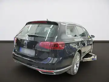 VW PASSAT VARIANT (1/3)