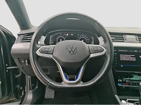 VW PASSAT VARIANT (11/16)
