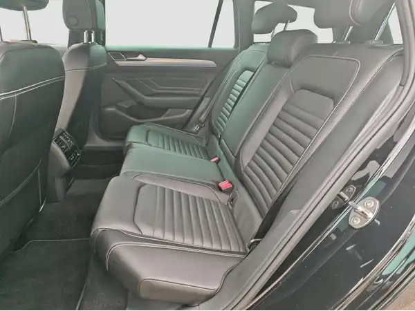 VW PASSAT VARIANT (9/16)