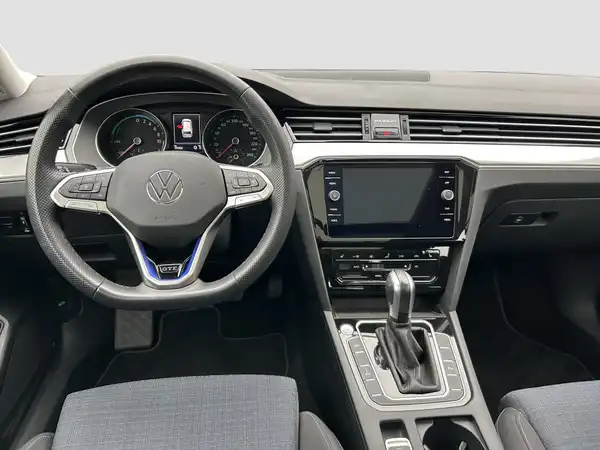 VW PASSAT VARIANT (10/15)