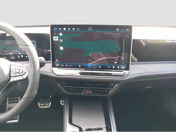 VW PASSAT (12/17)