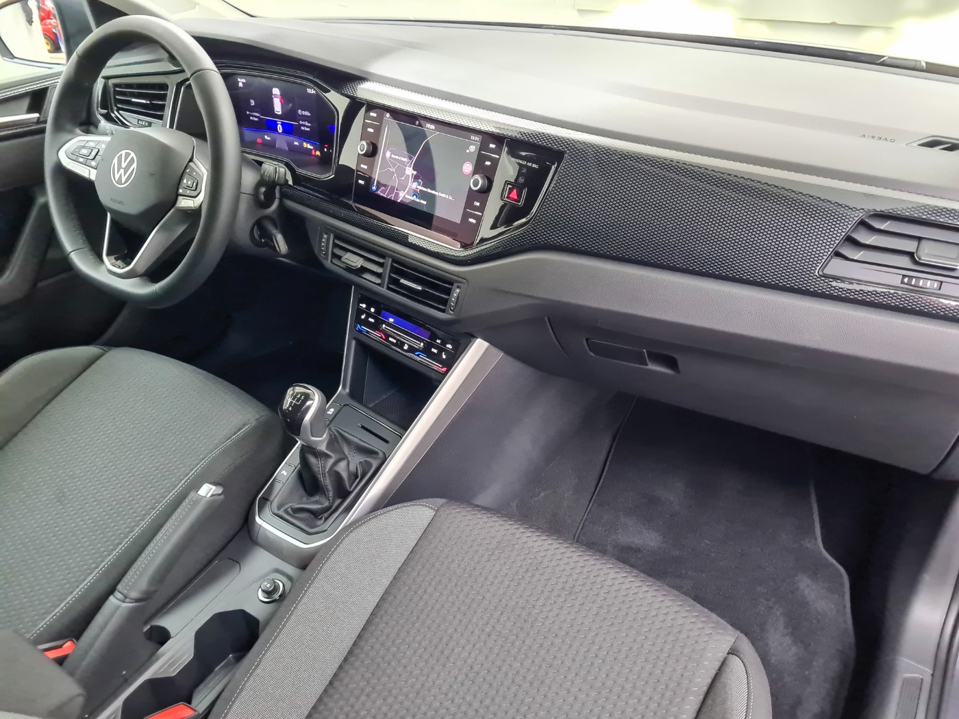 VW POLO (18/18)