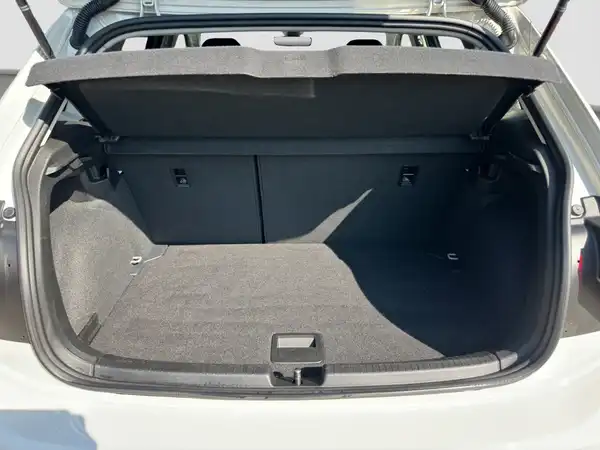 VW POLO (13/16)