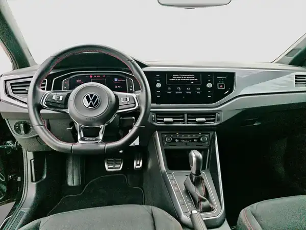 VW POLO GTI (10/16)