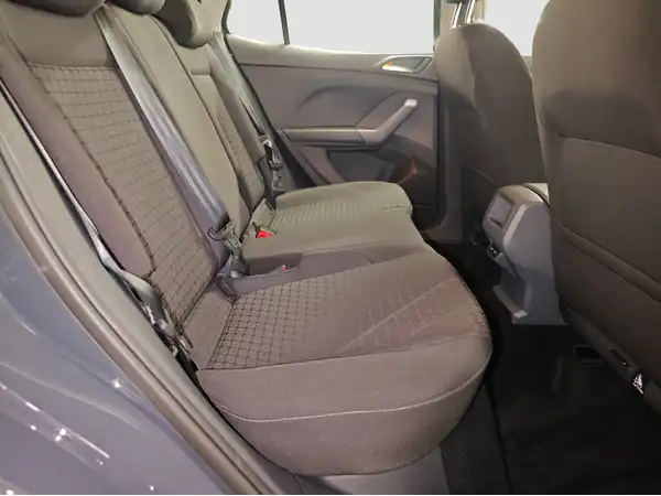 VW T-CROSS (15/16)