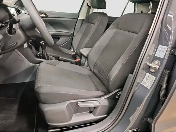 VW T-CROSS (8/16)