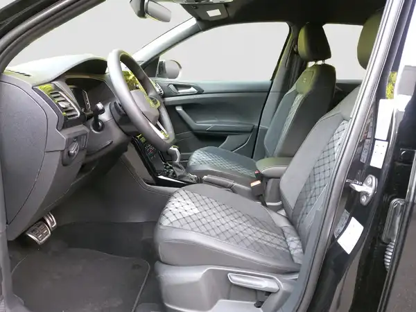 VW T-CROSS (8/16)