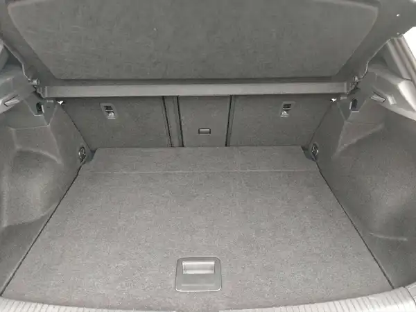VW T-ROC (13/16)