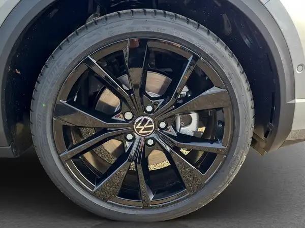 VW T-ROC (16/16)